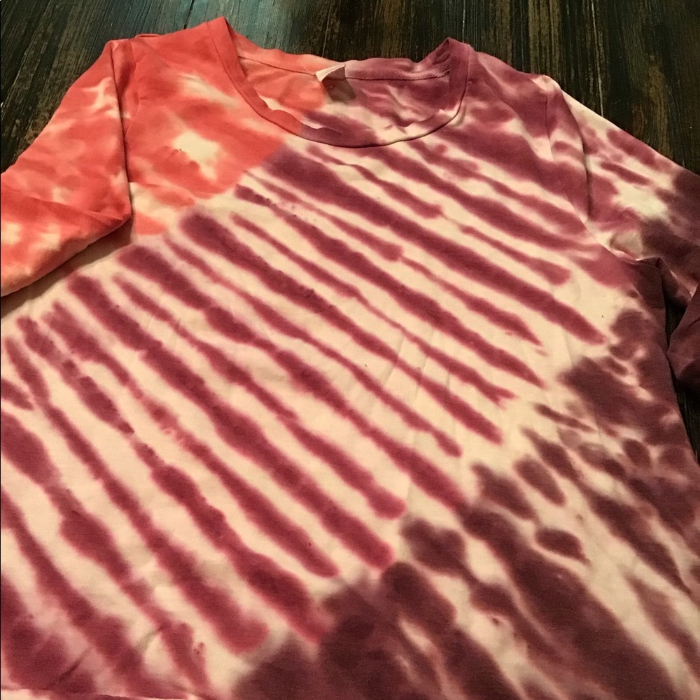 The dyed shirt